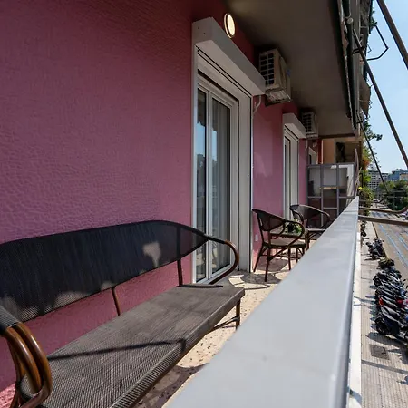 Διαμέρισμα Newly Renovated 2 Bedroom Apartment, 5min To Metro *