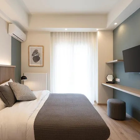 Newly Renovated 2 Bedroom Apartment, 5min To Metro * Athens